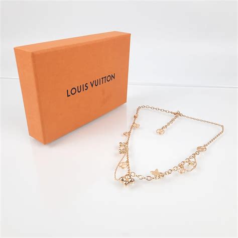 louis vuitton blooming necklace dupe